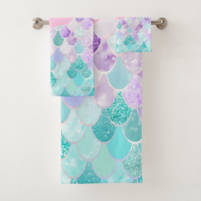 Cute Girly Ombre Mermaid Pattern Monogrammed Bath Towel Set (Insitu)