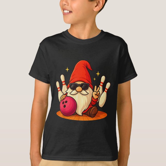 Cute Gnome With Sungles Gnome Playing Bowling Men  T-Shirt (Front)