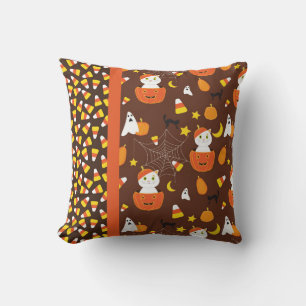 Cute Halloween Cat in Pumpkin Pattern Throw Pillow
