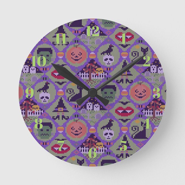 Cute Halloween Round Clock (Front)