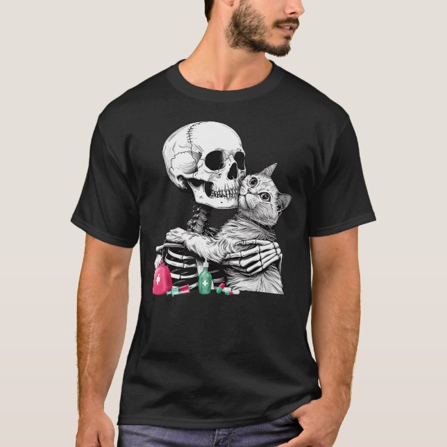 Cute Halloween Skeleton Hug Cat Vet Tech Veterinar T-Shirt (Front)