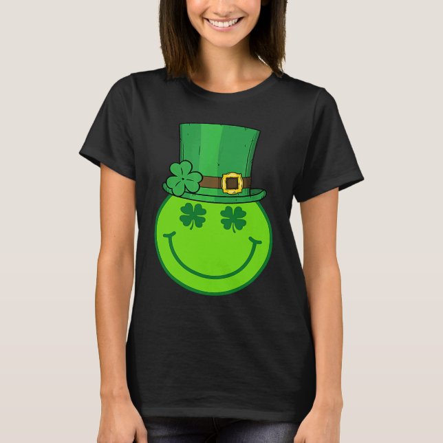 Cute Happy Face Leprechaun  St Patricks Day Irish  T-Shirt (Front)
