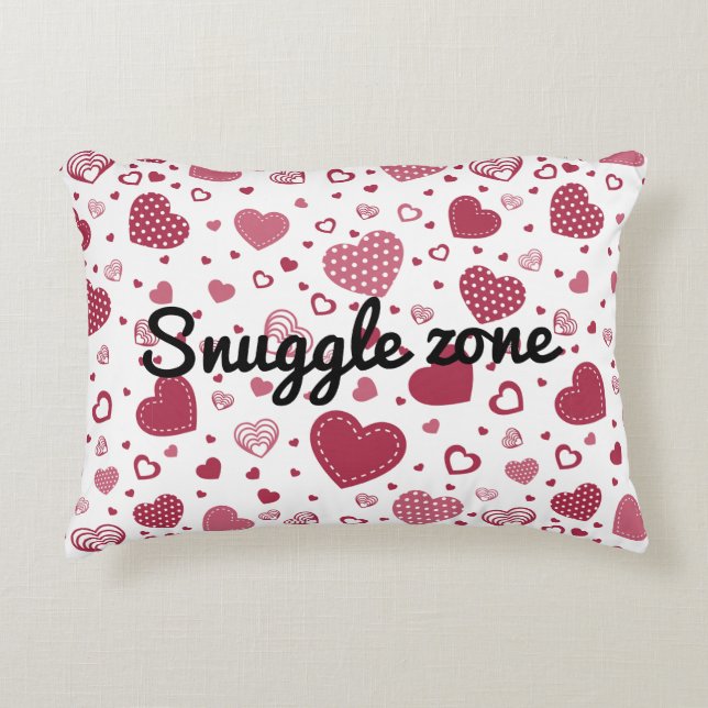 Cute Heart Pattern Accent Pillow (Front)