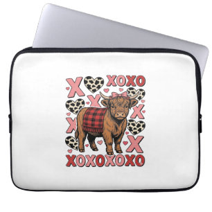 Cute Highland Cow XOXO Valentine Vintage Shirt Des Laptop Sleeve