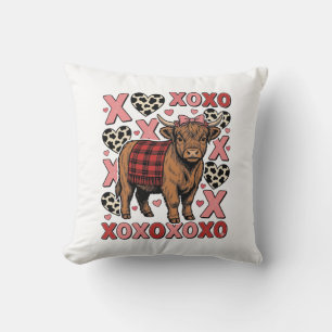 Cute Highland Cow XOXO Valentine Vintage Shirt Des Throw Pillow
