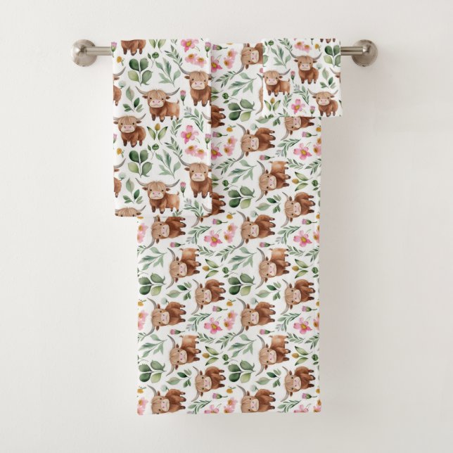 Cute Highland Cows & Pink Flowers Pattern Floral Bath Towel Set (Insitu)