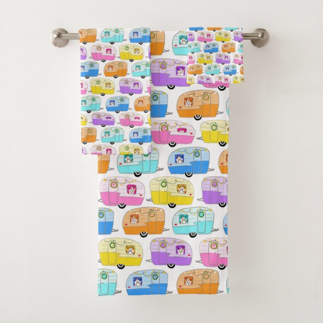 Cute Holiday Xmas RV Camper Trailers Christmas Bath Towel Set (Insitu)