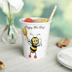 Cute Honey Bee with Heart & Confetti Birthday Paper Cups