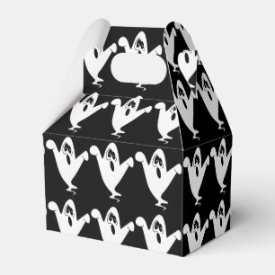 Cute Howling Ghost Halloween Favor Box