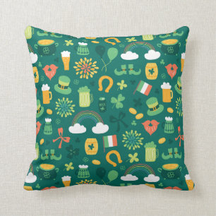 Cute Irish Icon Pattern Throw Pillow