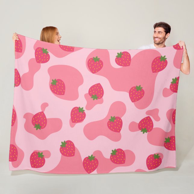 Cute Kawaii Strawberry Cow Pattern Fleece Blanket (In Situ)