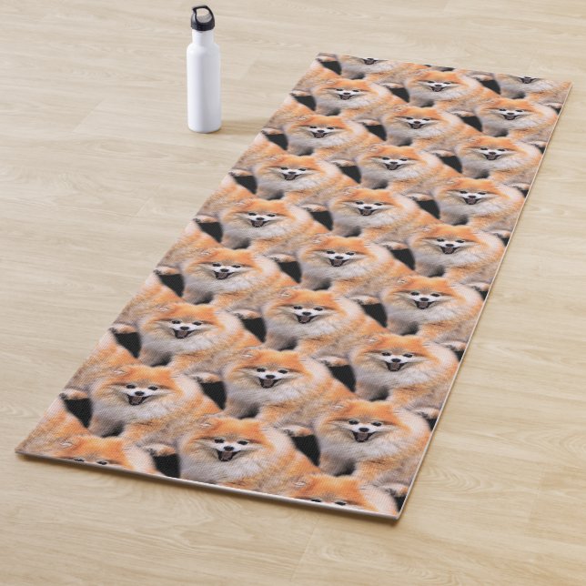 Cute Laughing Pomeranian Dog Yoga Mat (In Situ)