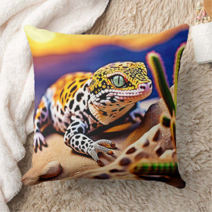 Cute Leopard Gecko Sunset Desert Design Throw Pillow