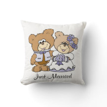 cute litte teddy bear wedding couple