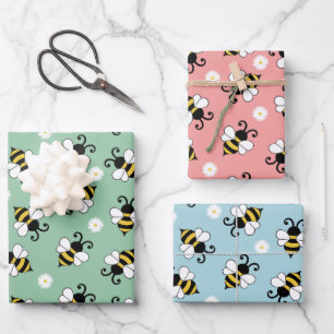 Cute little bees and daisy flowers pattern  wrapping paper sheet