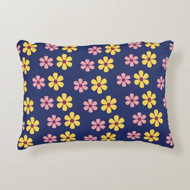 Cute little flowers pattern accent pillow (Front)