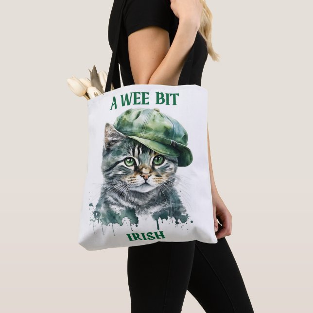 CUTE LITTLE IRISH GREY TABBY CAT WITH CAP TOTE BAG (Close Up)