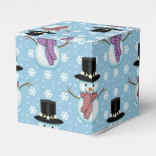 Cute Little Snowmen Pattern Favor Box