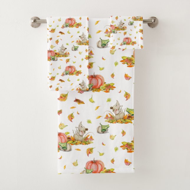 Cute mouse, pumpkins and fall colourful pattern bath towel set (Insitu)
