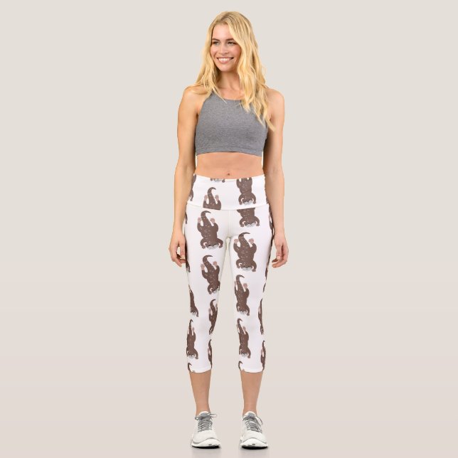 Cute otter diving cartoon illustration capri leggings (Front)