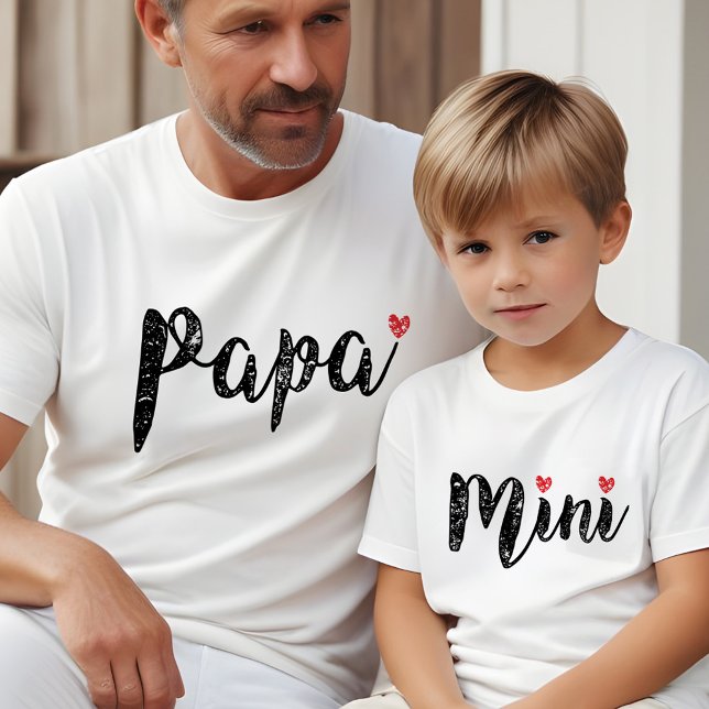 Cute Papa And Mini Fun Script And Heart Tri-Blend Shirt (Cute Papa And Mini Fun Script And Heart T-Shirt)