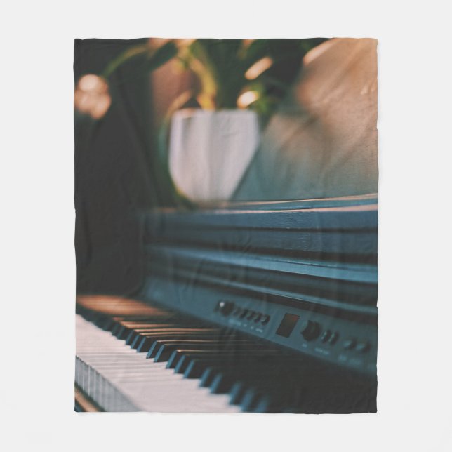 Cute Piano Artwork Fleece Blanket (Front)