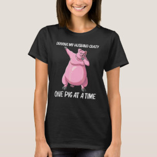 Cute Pig For Women Mom Livestock Animal Food   T-Shirt