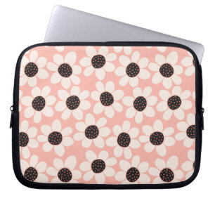 Cute Pink Daisy Flower Pattern Laptop Sleeve