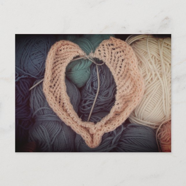 Cute pink heart-shaped baby knitting postcard (Front)