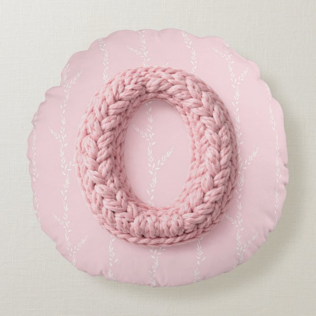 Cute pink O monogram initial crocheted letter boho Round Pillow (Front)