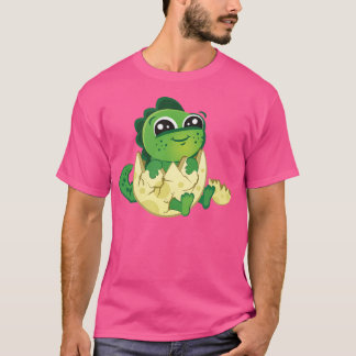 Cute Pregnant Dino Egg Dinosaur Motif For Mum Dad  T-Shirt