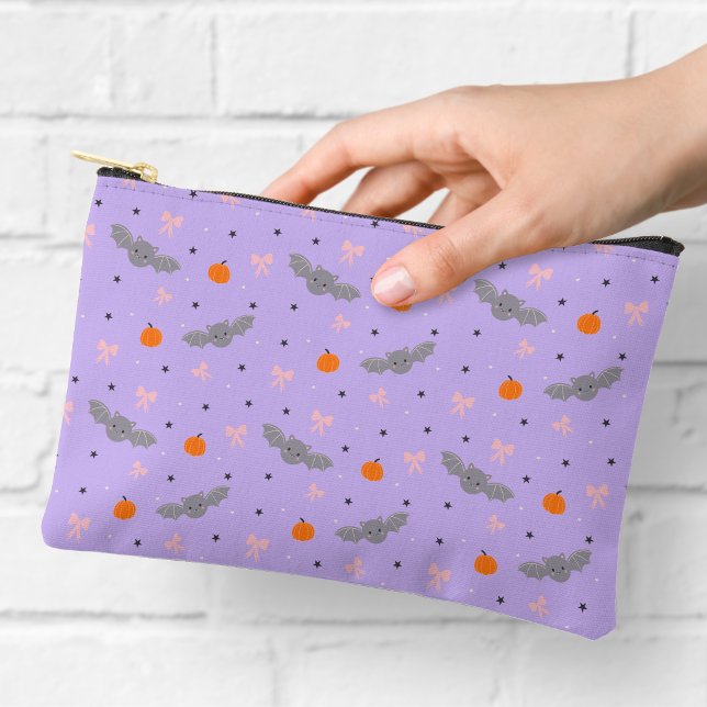 Cute Purple Halloween Bat Pattern Zipper Pouch (Creator Uploaded)