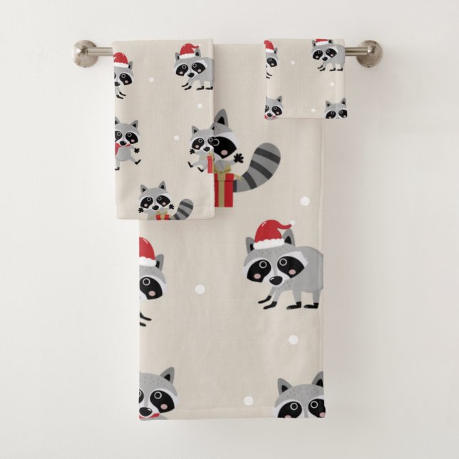 Cute Raccoon Christmas Pattern Bath Towel Set (Insitu)