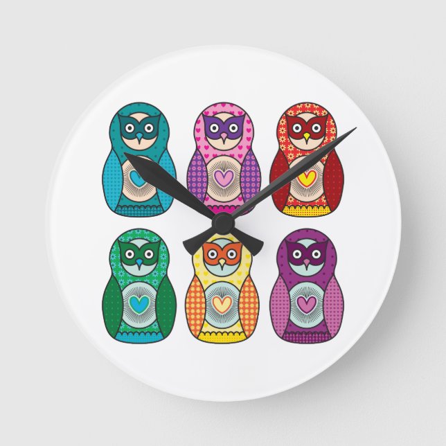 Cute Rainbow Matryoshka Owls Round Clock (Front)