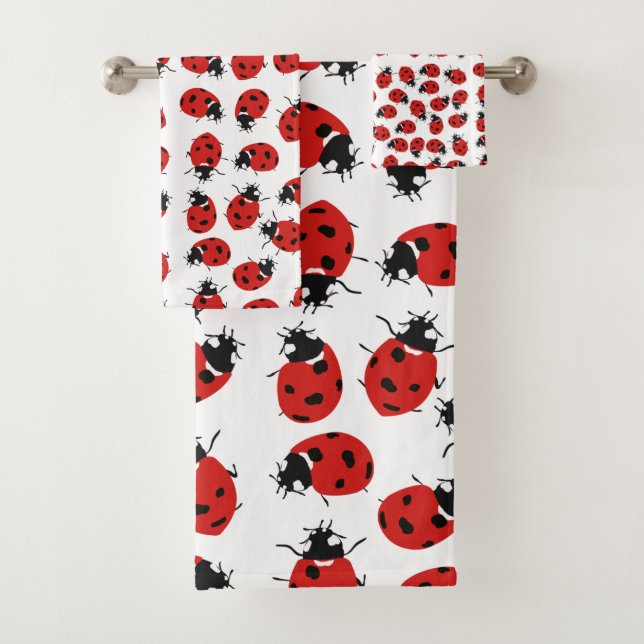 Cute Red Ladybug Pattern Bath Towel Set (Insitu)