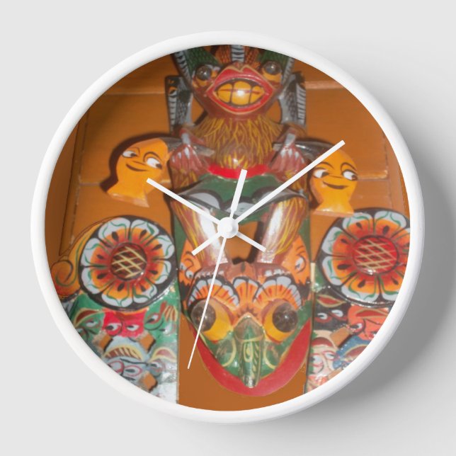 Cute Retro Halloween Bash Hakuna Matata Party Gift Clock (Front)