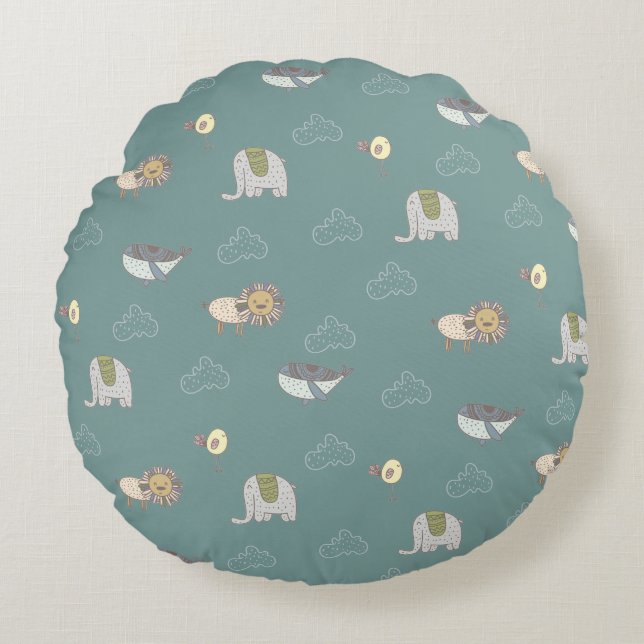 Cute Scandinavian Animals Pattern Round Pillow (Front)
