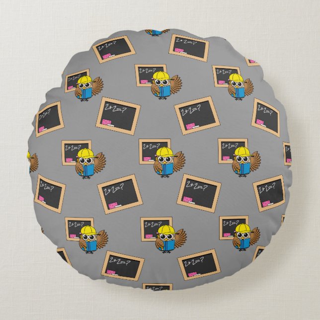 Cute School Student Owl Cartoon Round Pillow (Front)