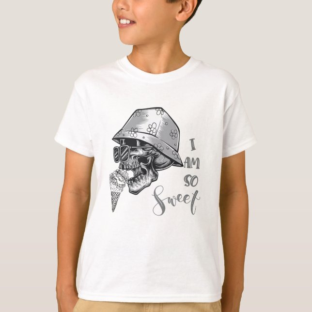Cute Skull  T-Shirt (Front)