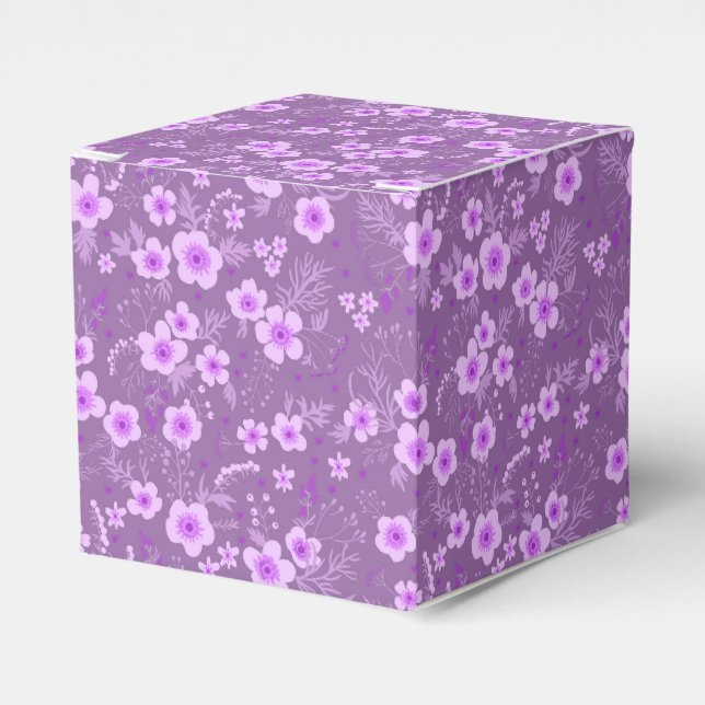 Cute small purple floral summer pattern favor box (Front Side)