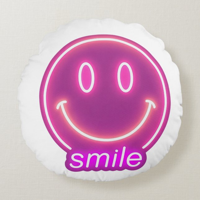 Cute Smiling Face Pillow – Cheerful Home Decor” (Front)