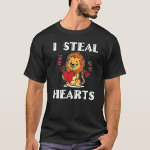 Cute Statement Valentine's Day Lion Heart In Love T-Shirt