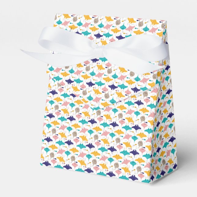 Cute sting ray and manta ray fish pattern favor box (Front Side)