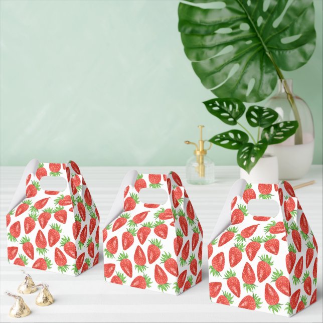 cute strawberry pattern tiled Favour Box (Multiple)