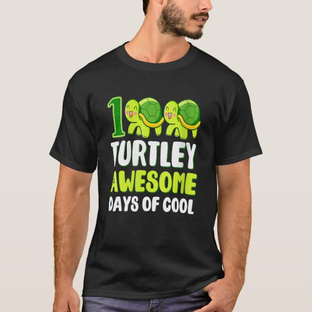 Cute Turtley 100th Day Of School Teacher 100 Days  T-Shirt (Front)