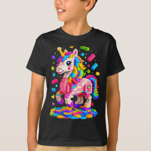 Cute unicorn master builder building bricks blocks T-Shirt