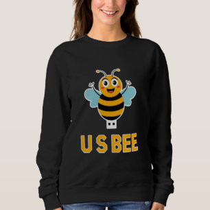 Cute Usbee Bee Usb Stick Computer Nerd Technology Sweatshirt
