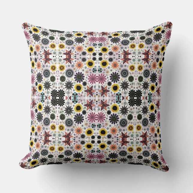 Cute vintage seamless flowers pattern throw pillow (Front)