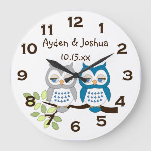 Cute Whimsical Boy Owl Twins Wall Horloge