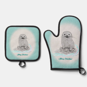 Cute White Baby Sea Otter , Merry Christmas Oven Mitt & Pot Holder Set